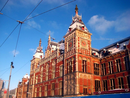 阿姆斯特丹国立博物馆（荷兰最大的博物馆（旅游景点））